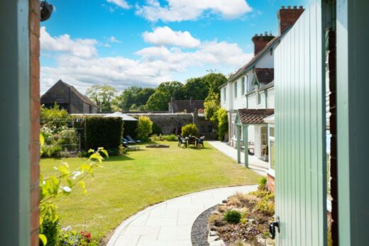 A luxury holiday let in Somerset-Park House through the ate